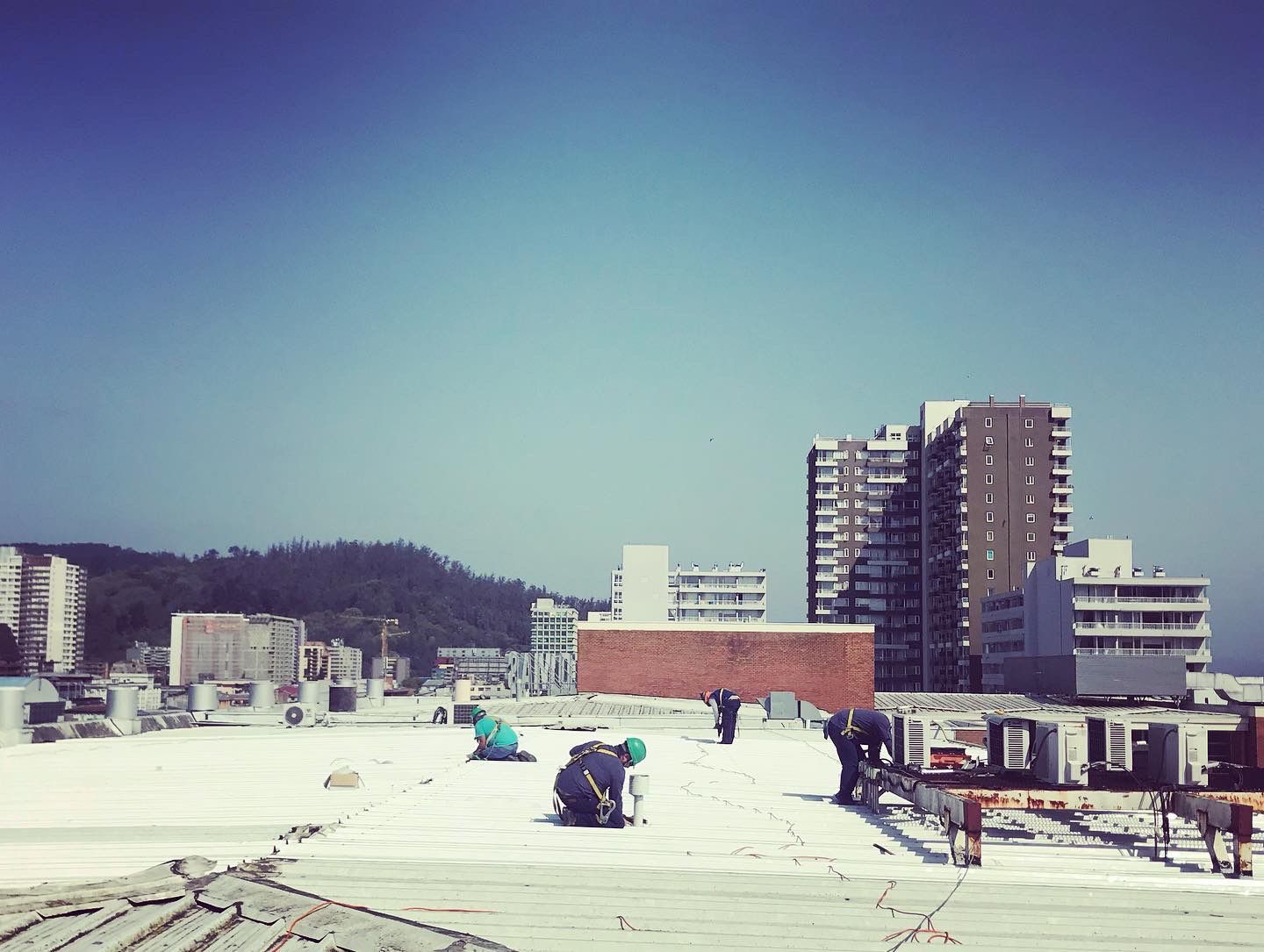 Proyecto de cubierta metálica realizado por Aireduct Ltda.